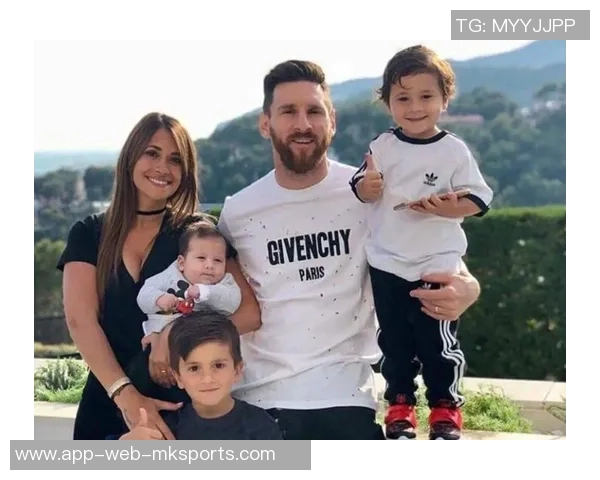 莱奥的成长之路：从小镇少年到世界足球巨星的奋斗历程